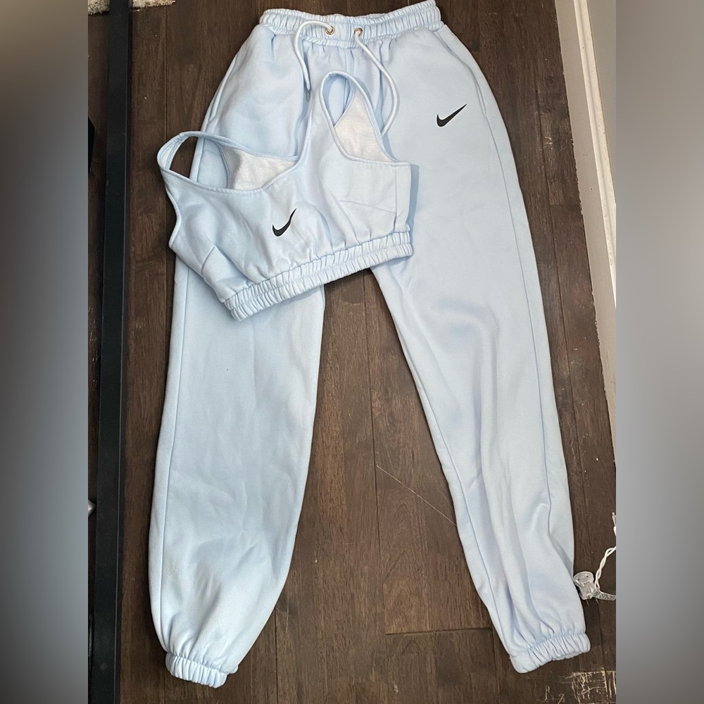Matching Nike Set